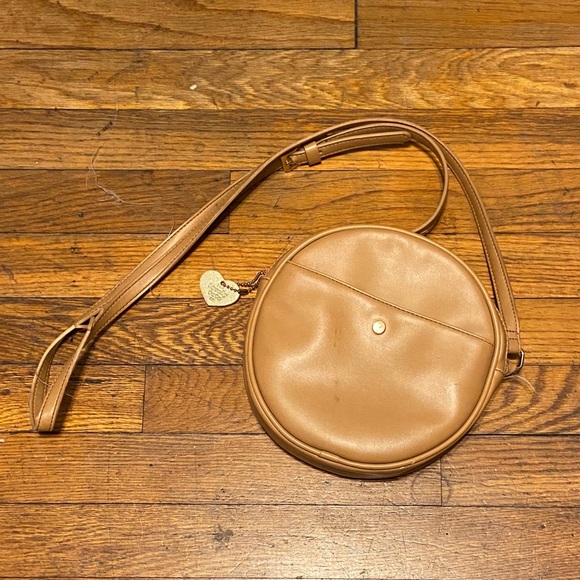 Circle Purse - Picture 2 of 4